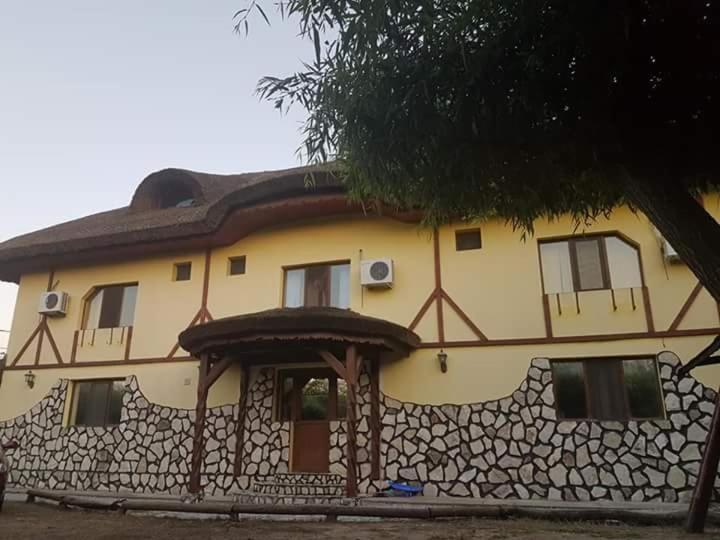 Hotel Constantin Si Elena Dunavăţu de Jos Exterior foto