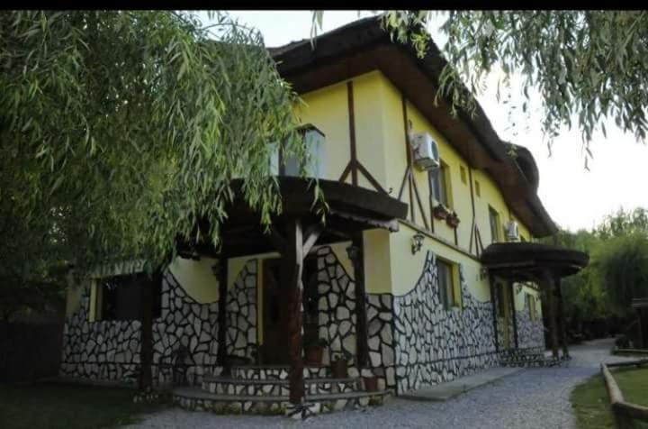 Hotel Constantin Si Elena Dunavăţu de Jos Exterior foto